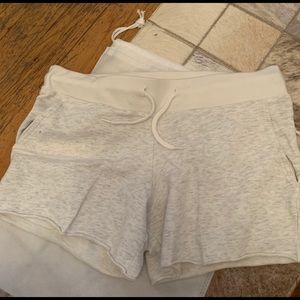Monrow sweatshorts